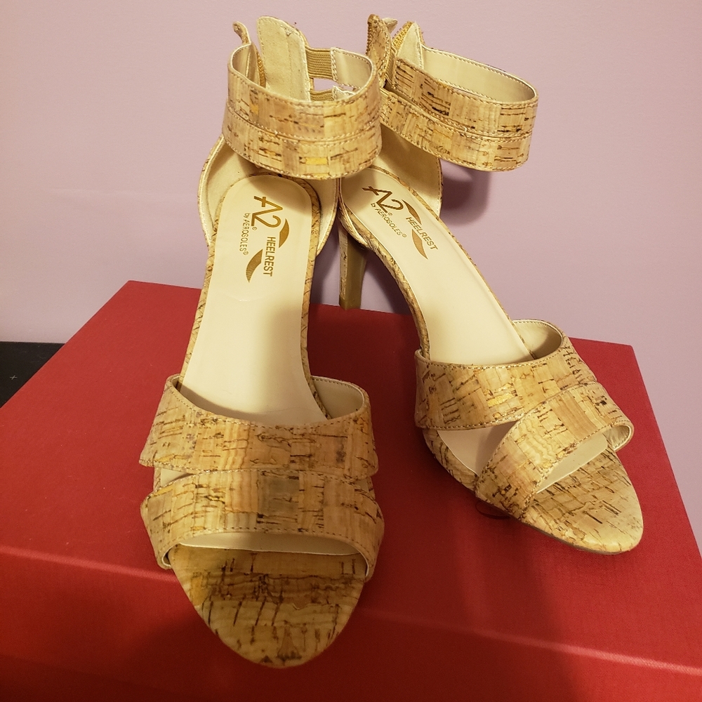 Summer heels